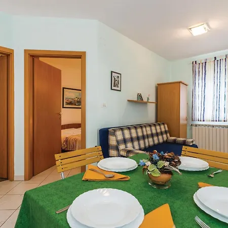 Apartment 1 Bedroom Beautiful In Mošćenička Draga