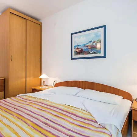 Apartment 1 Bedroom Beautiful In Mošćenička Draga